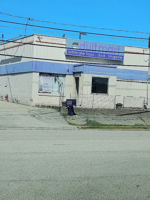 Adultmart 4