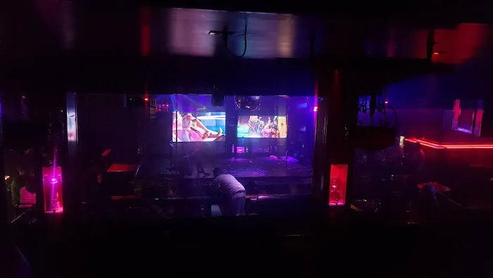 The House Night Club 4