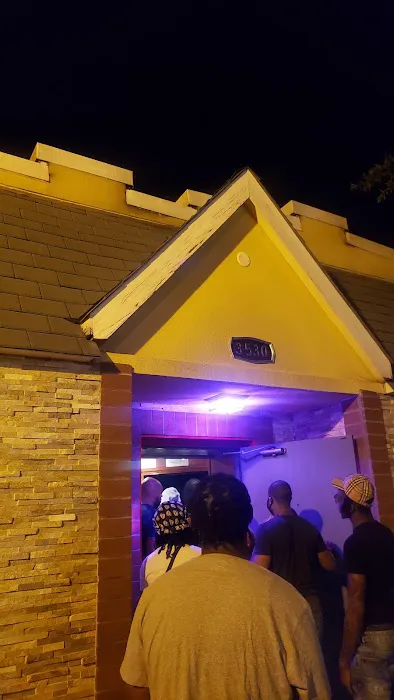 The House Night Club 4