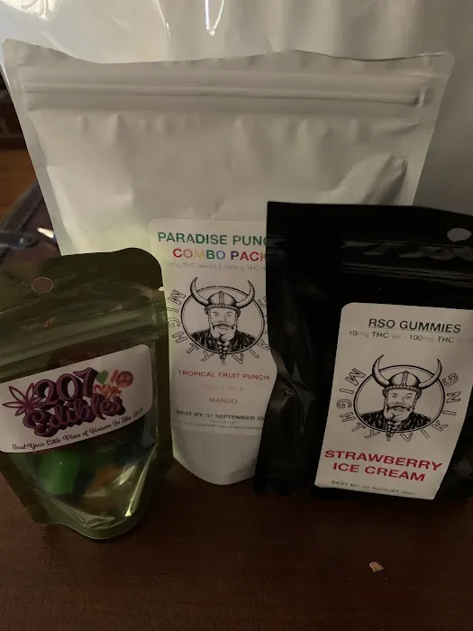 HIGHLY Recreational Dispensary (Adult use 21+) - Auburn 4