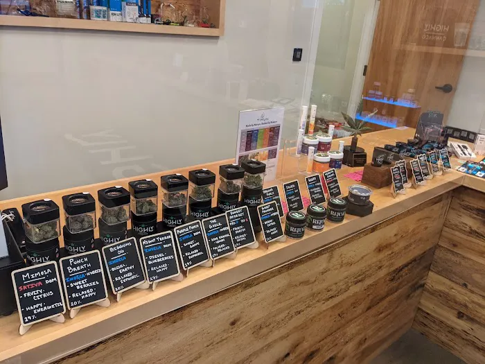HIGHLY Recreational Dispensary (Adult use 21+) - Auburn 4