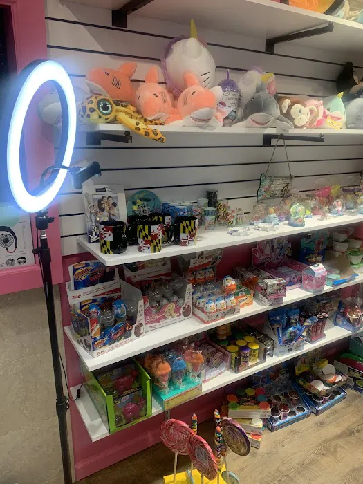 Melina’s Toys & Gift Shop 4