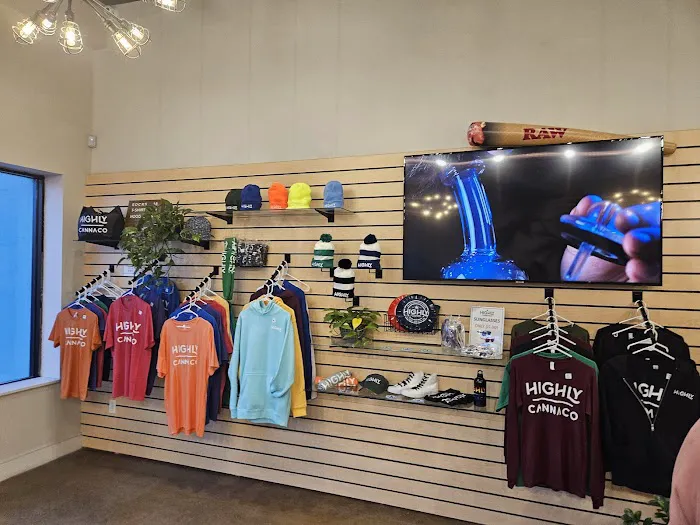 HIGHLY Recreational Dispensary (Adult use 21+) - South Portland 4